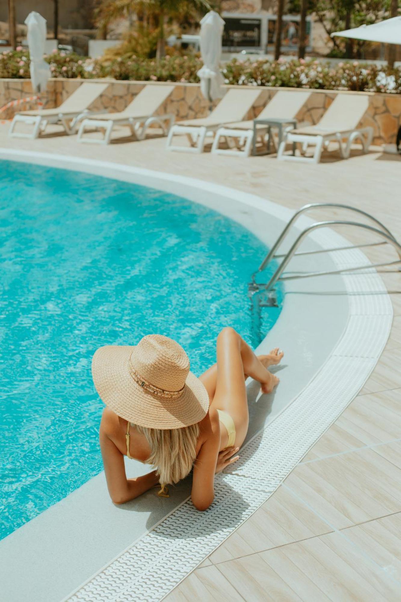 Ole Tropical Tenerife Adults Only Playa de las Americas  Exterior foto